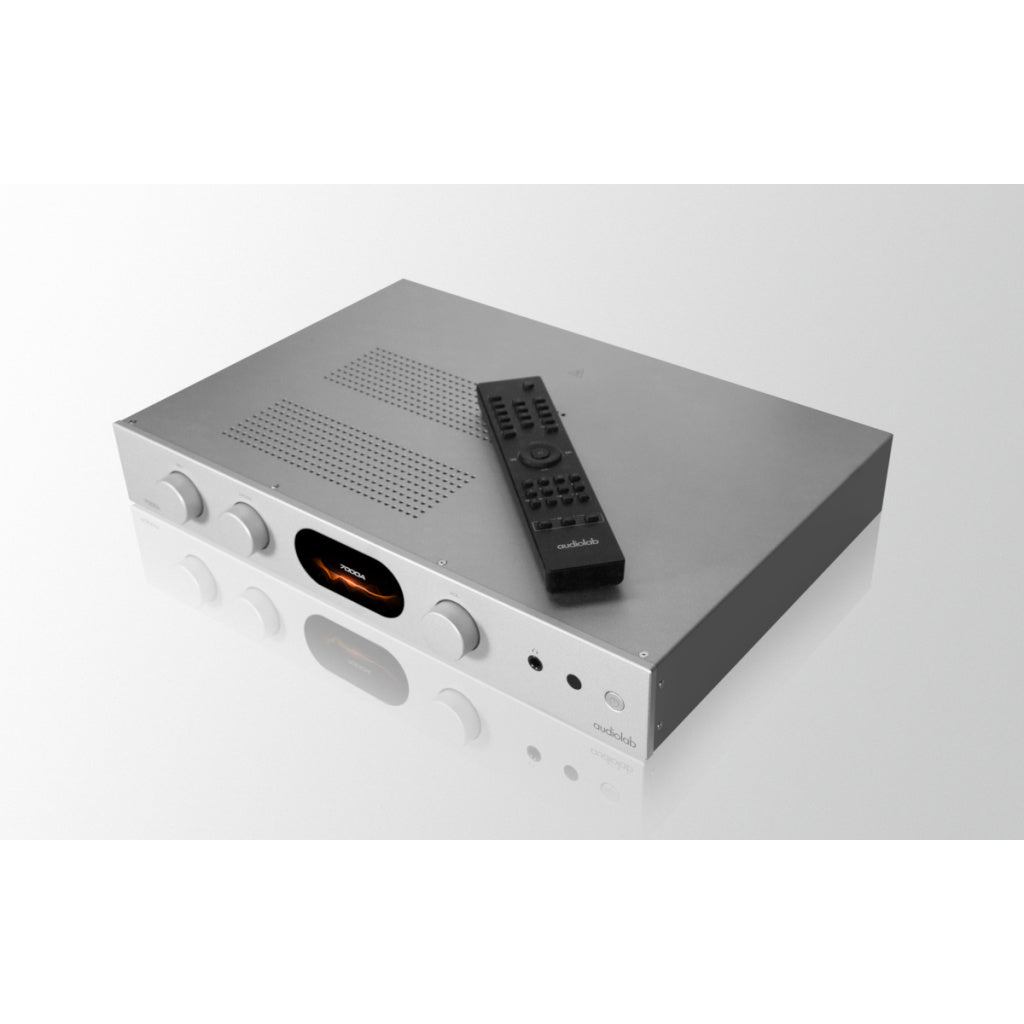 Amplificador integrado Audiolab 7000A + Wiim Mini