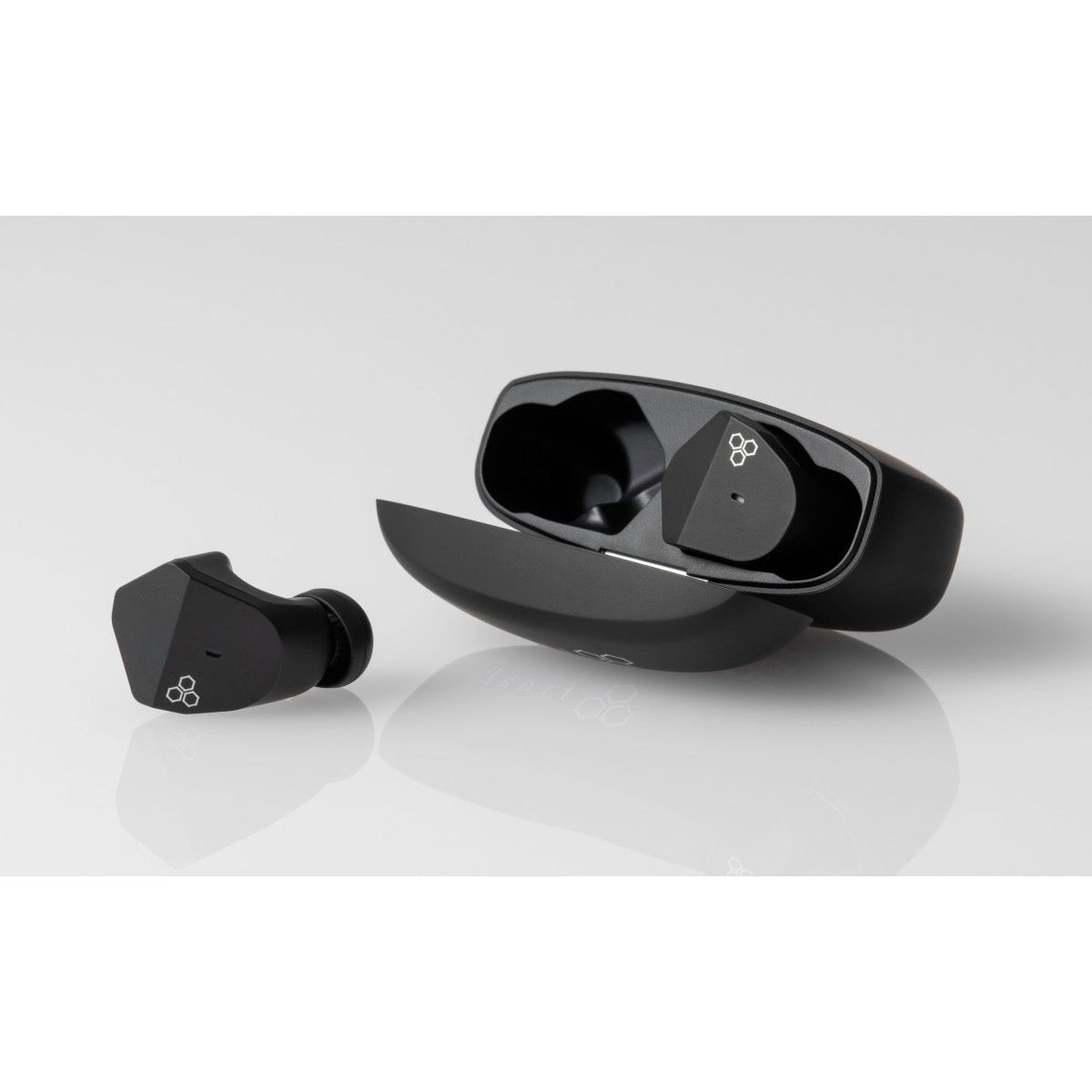 Auriculares True Wireless Final Audio ZE2000