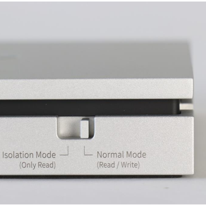 HiFi Rose RSA780