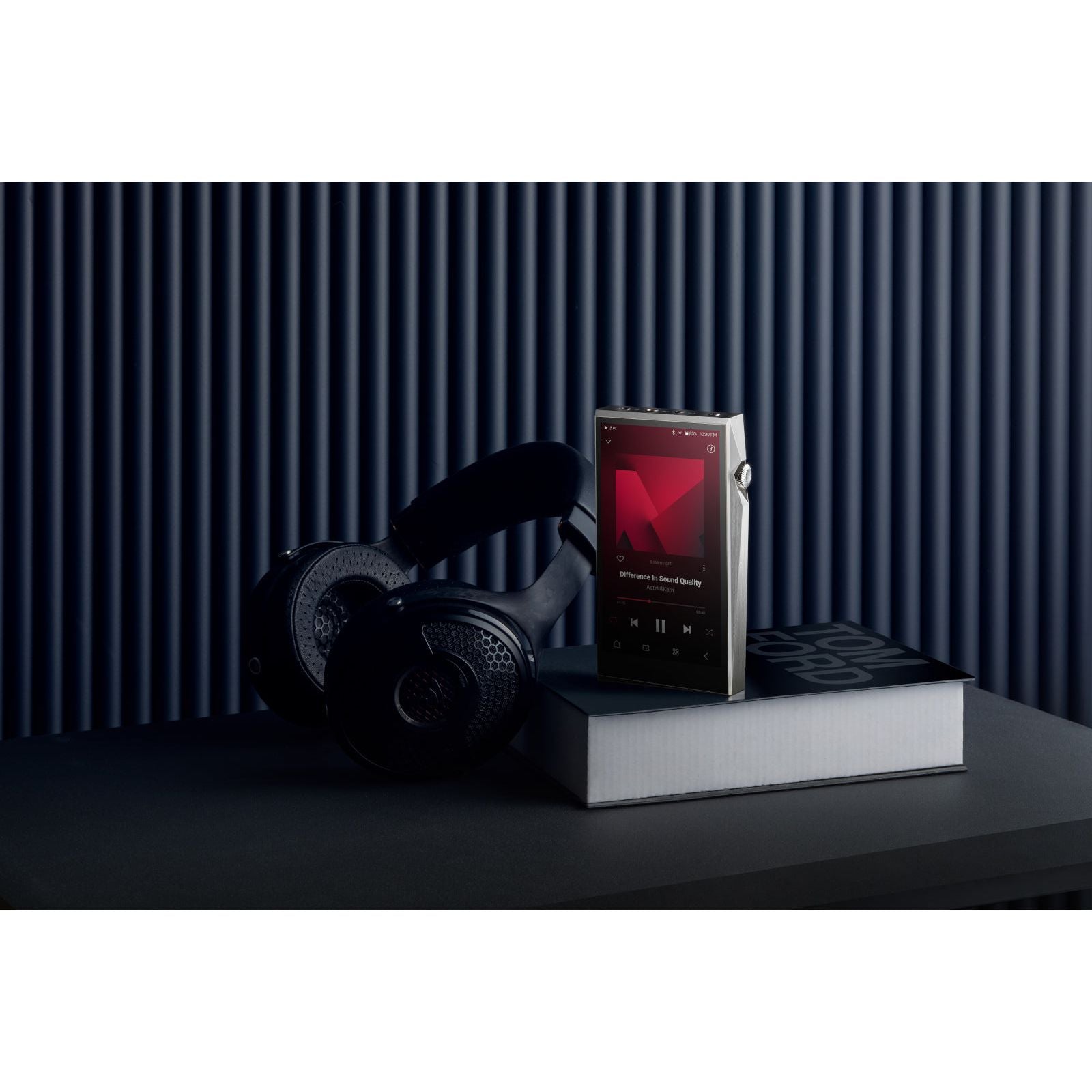 https://www.sarte-audio.com/sites/default/files/imagenes-productos/SP3000T%20life_015.LOW_.jpg