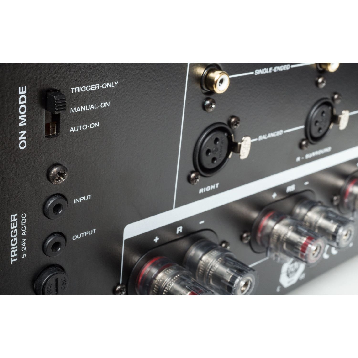 Amplificador Anthem MCA 325 GEN 2